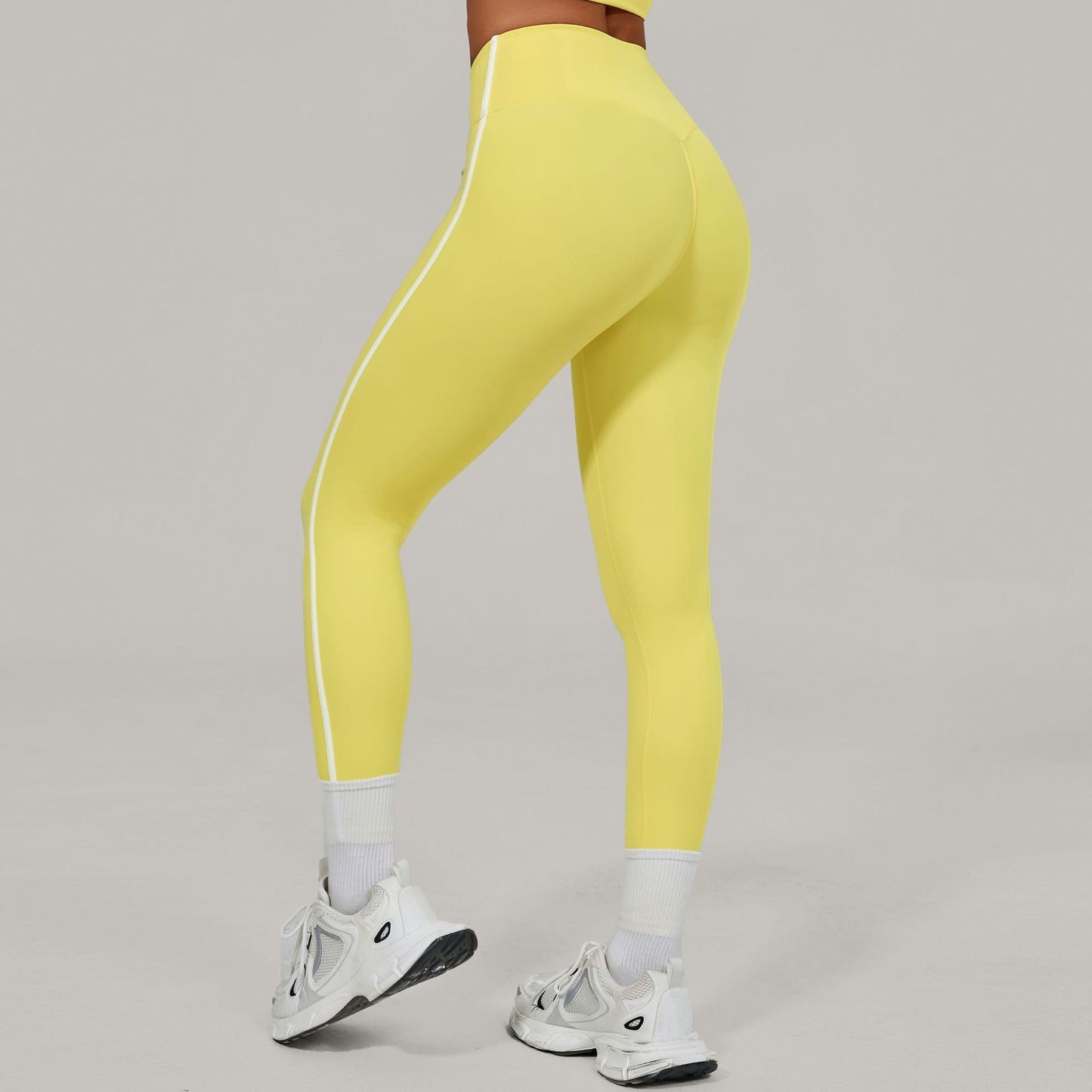 European And American-style High-waisted Yoga Pants With Invisible Pleats